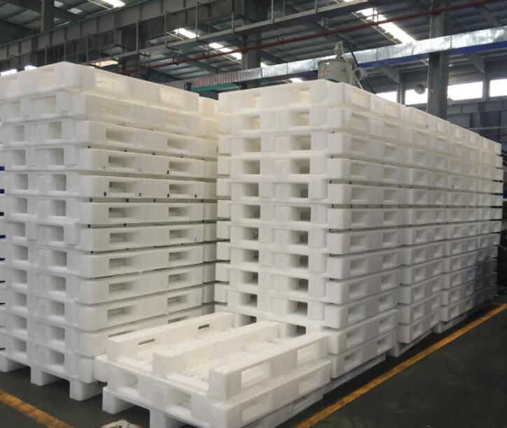 ��ɫ�����бP